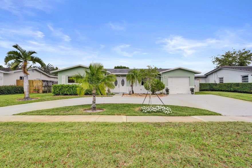 DONT MISS IT! This is a beautiful Pembroke Lakes pool home with a one car garage. This home features 3 bedrooms, 2 bathrooms, living room, dining room, large family room, eat in kitchen, laminate and tile floors, granite kitchen counter tops, crown moldings, heated pool, all impact doors and windows except the garage door and garage side door, screened pool with large covered patio area, gated pool, cool deck around pool, stamped concrete driveway, master walk in closet, newer appliances, recessed lighting, fenced back yard, city water and sewer, 2018 A/C Unit, Main Roof Shingle 2010, Rear Flat Roof 2020. No HOA! A MUST SEE!  DONT MISS IT! This is a beautiful Pembroke Lakes pool home with a one car garage. This home features 3 bedrooms, 2 bathrooms, living room, dining room, large family room, eat in kitchen, laminate and tile floors, granite kitchen counter tops, crown moldings, heated pool, all impact doors and windows except the garage door and garage side door, screened pool with large covered patio area, gated pool, cool deck around pool, stamped concrete driveway, master walk in closet, newer appliances, recessed lighting, fenced back yard, city water and sewer, 2018 A/C Unit, Main Roof Shingle 2010, Rear Flat Roof 2020. No HOA!  A MUST SEE!