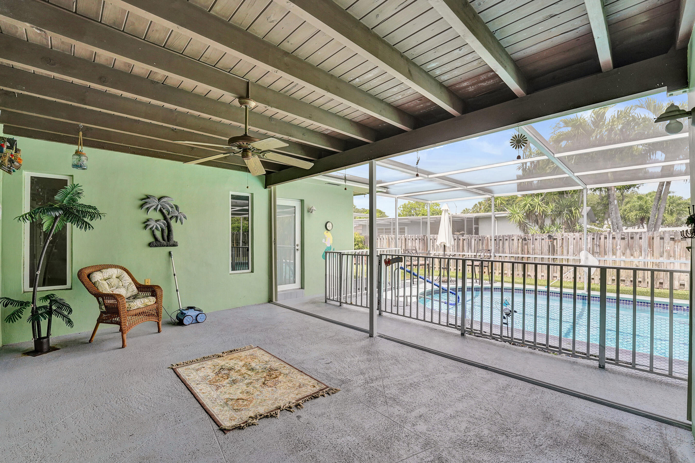 PEMBROKE LAKES SEC 2 - Residential