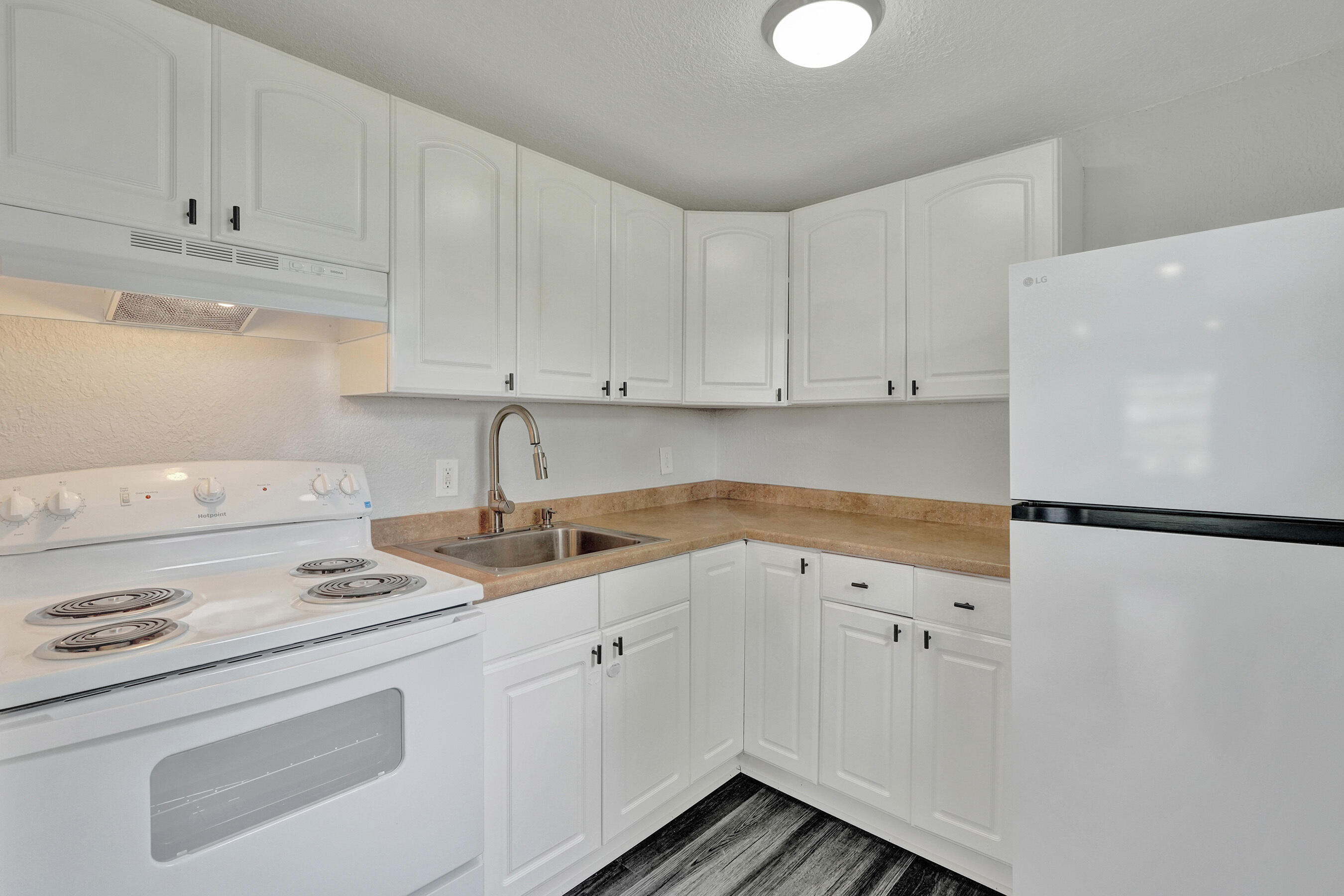 OCEAN WAY PARK - Residential Lease