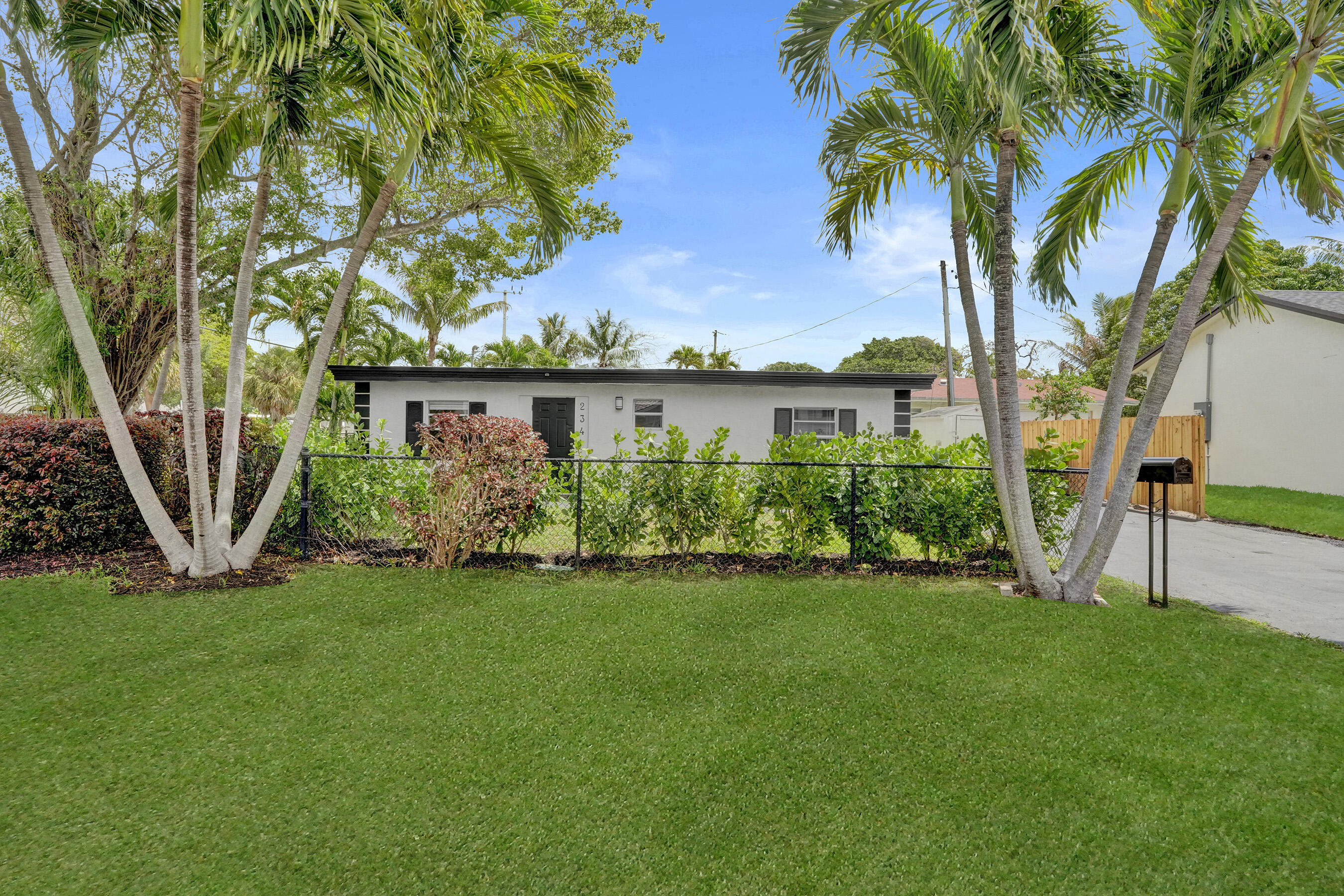 OCEAN WAY PARK - Residential Lease