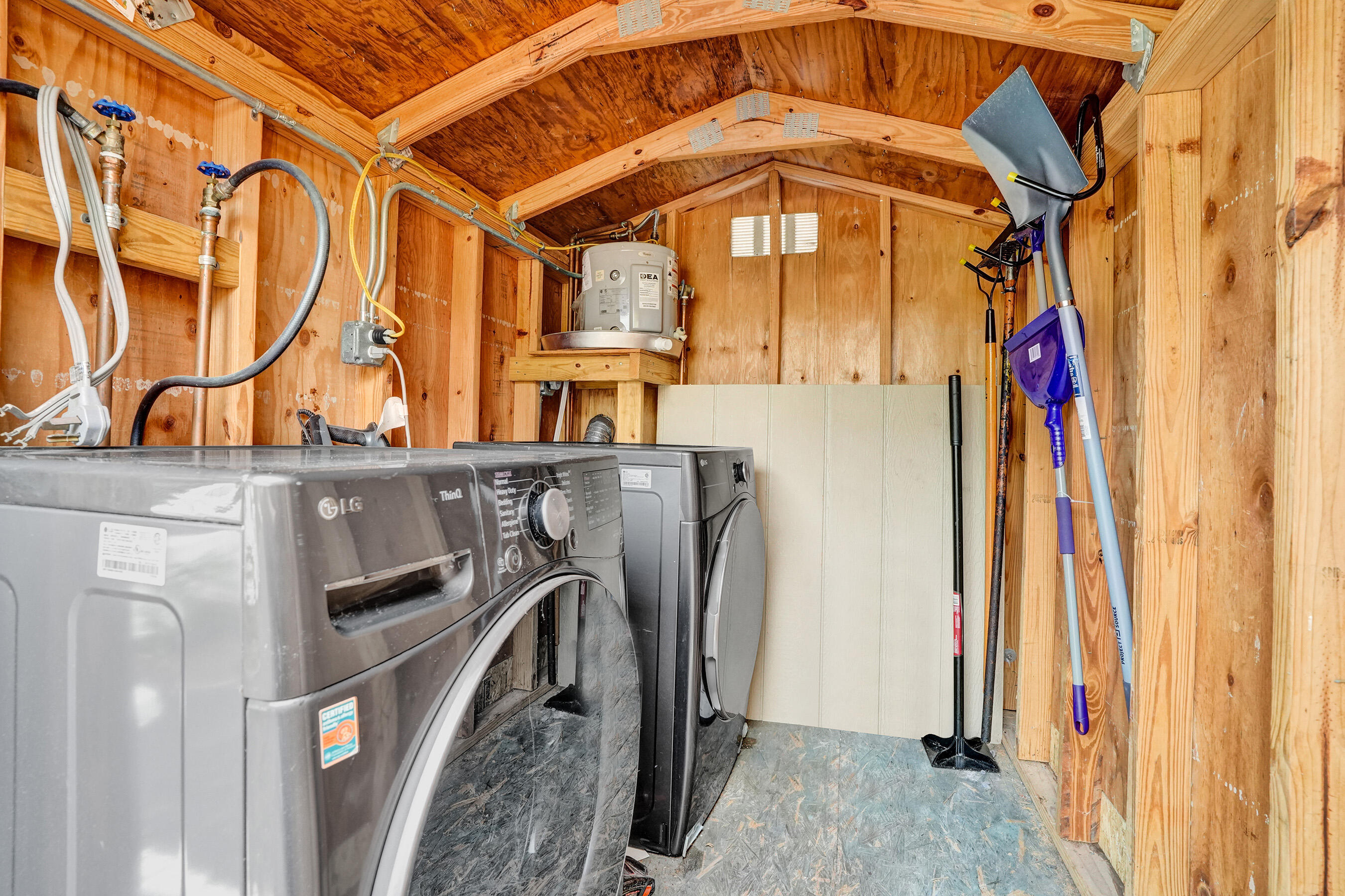 OCEAN WAY PARK - Residential Lease