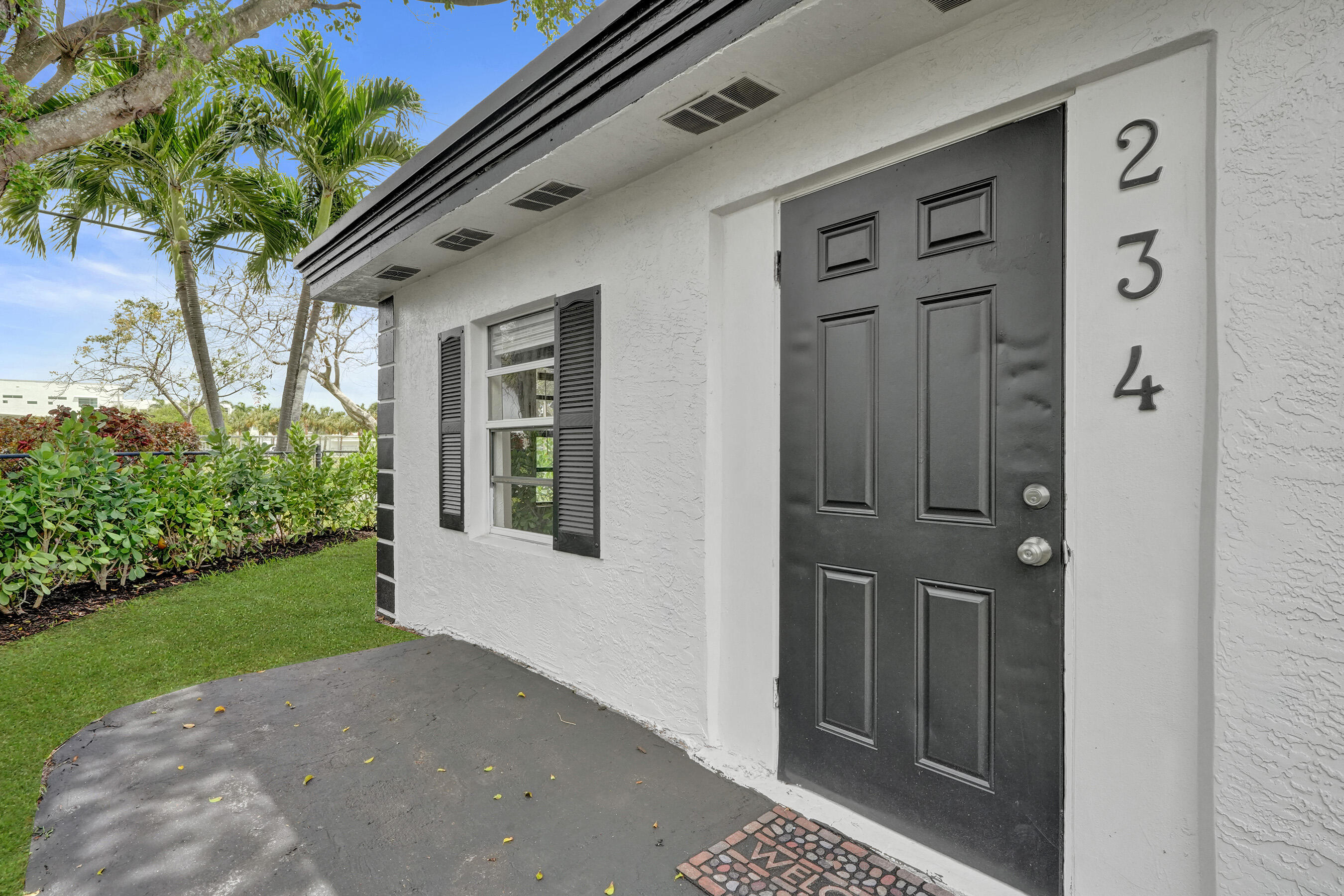 OCEAN WAY PARK - Residential Lease