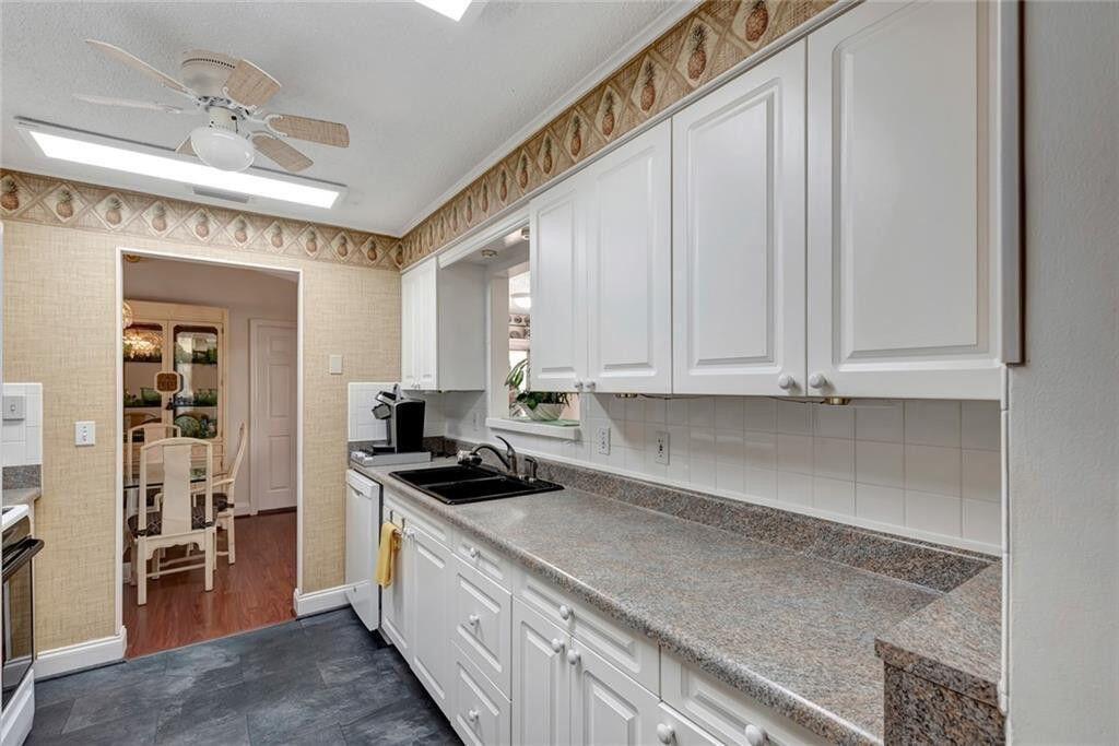 HOLIDAY PINES SUBDIVISION - Residential Lease