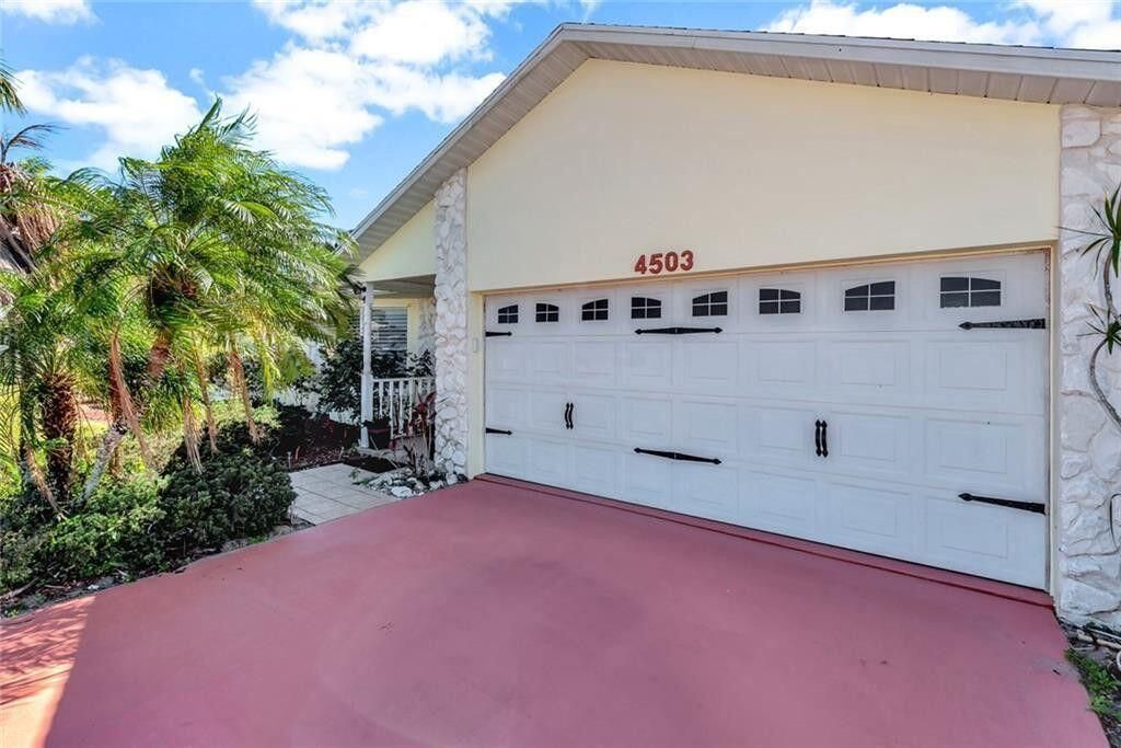 Photo of 4503 Paleo Pines Circle, Fort Pierce, FL 34951 (MLS # R11144062)