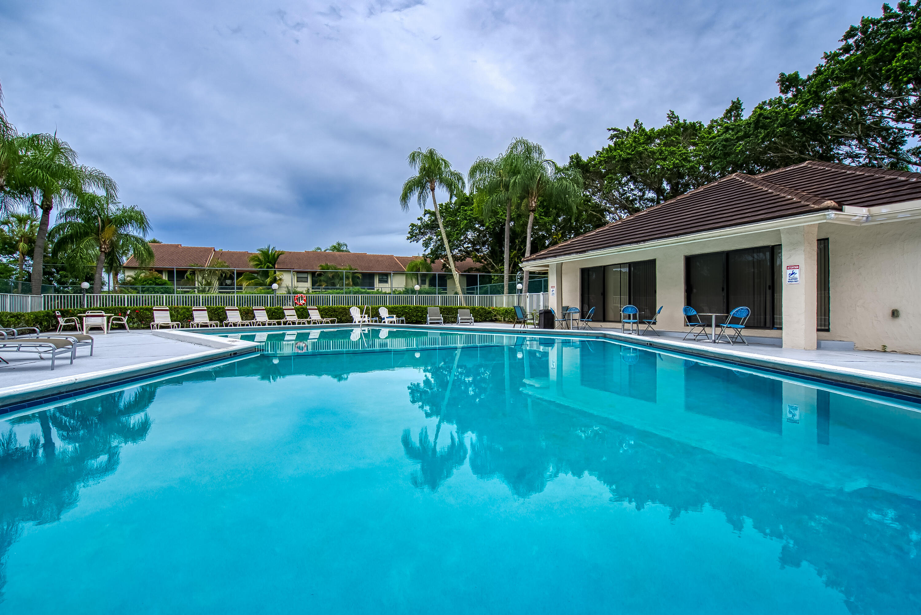 6314 Longboat Lane W 104