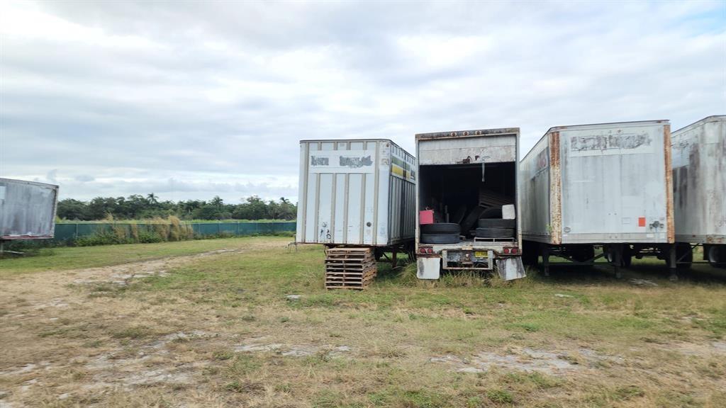 CANYON LAKES PRESERVE ARE - Land