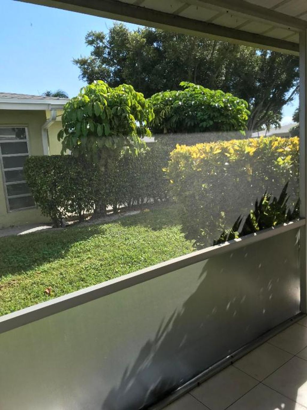 Photo of 1030 W Flame Vine Ave #13-B, Delray Beach, FL 33445 (MLS # R11141178)