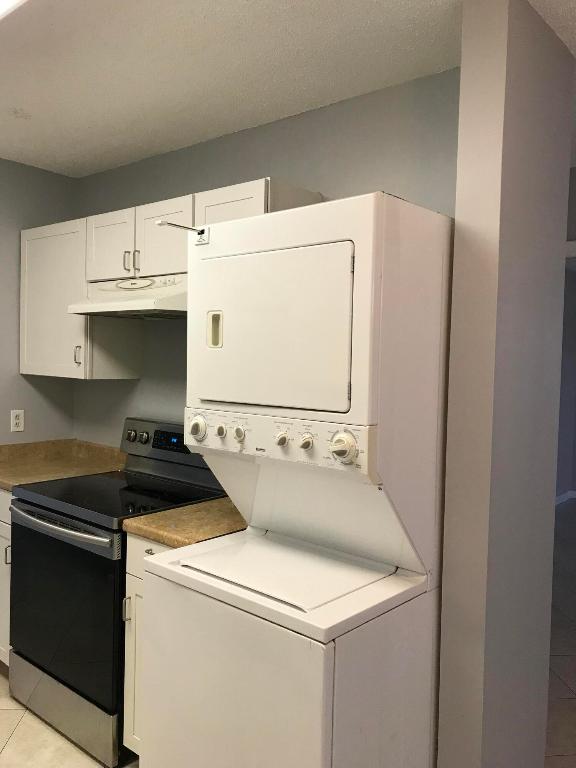 1030 W Flame Vine Avenue 13-B