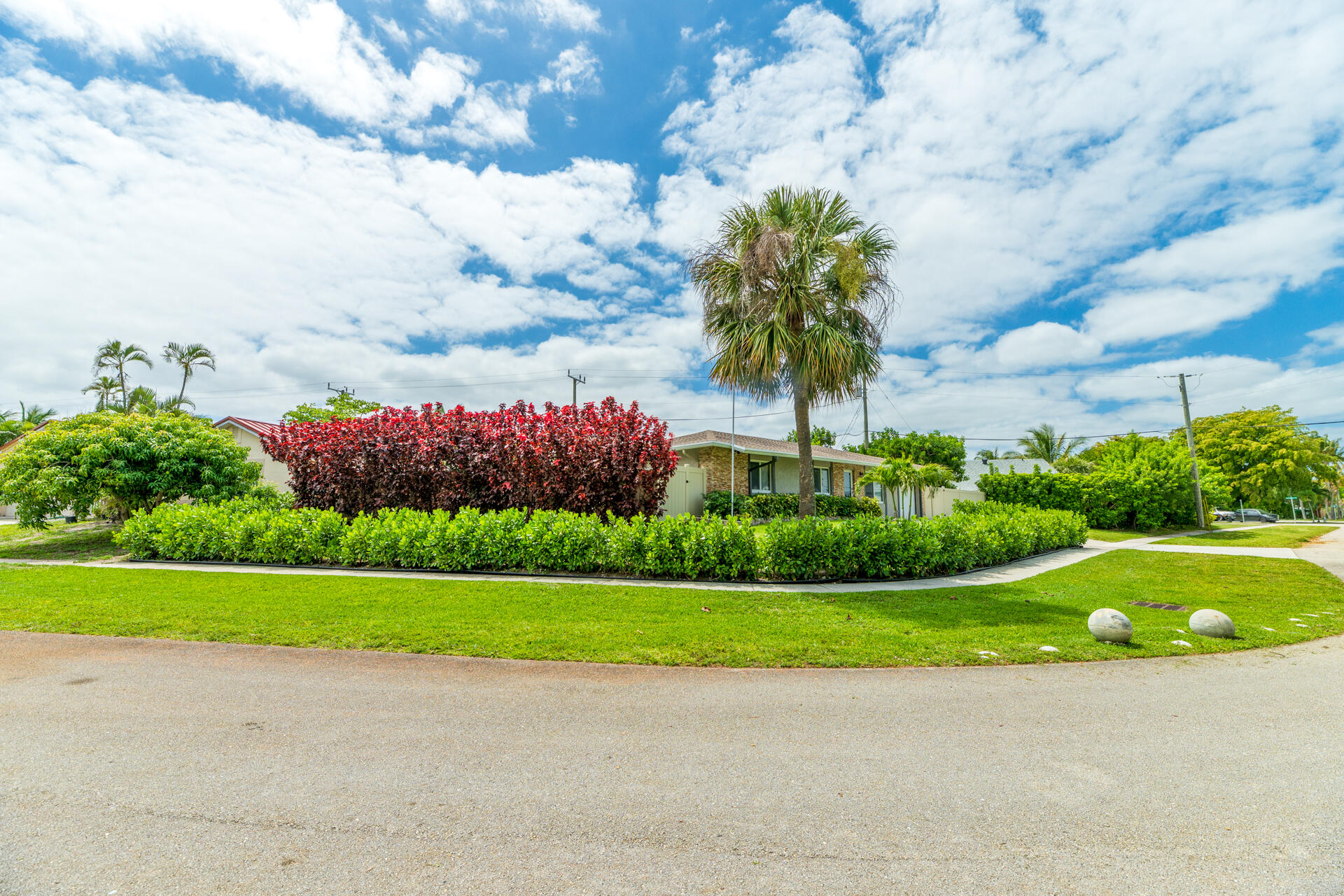 8099 Santa Fe Trail