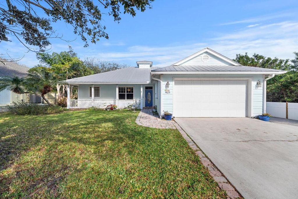 Photo of 9355 SE Mercury Street, Hobe Sound, FL 33455 (MLS # R10957842)