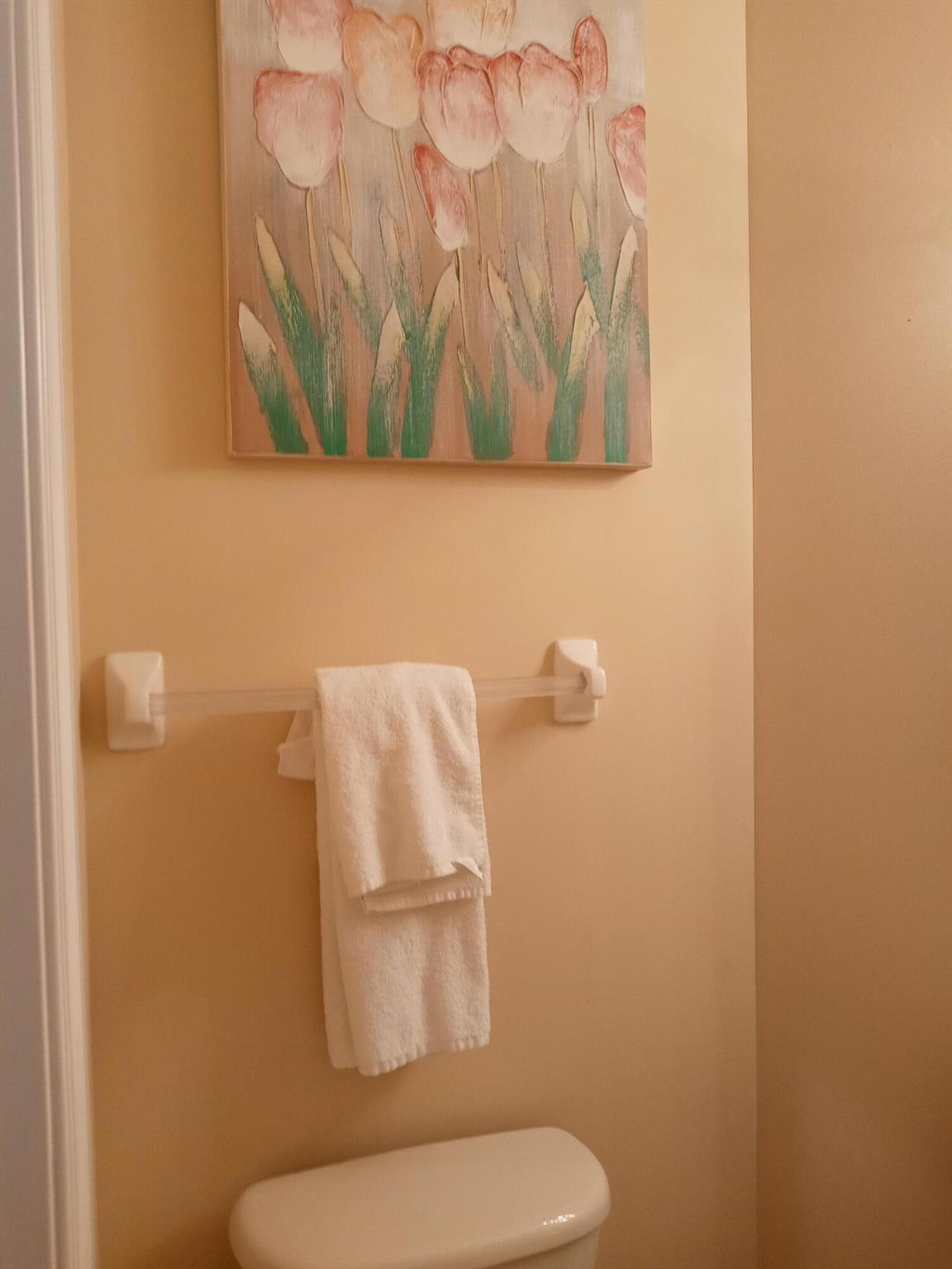 CASTLE PINES CONDOMINIUM - Residential Lease