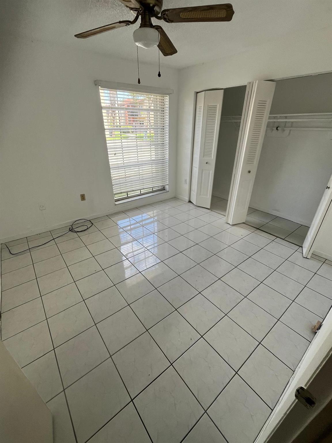 10810 N KENDALL DRIVE Q5