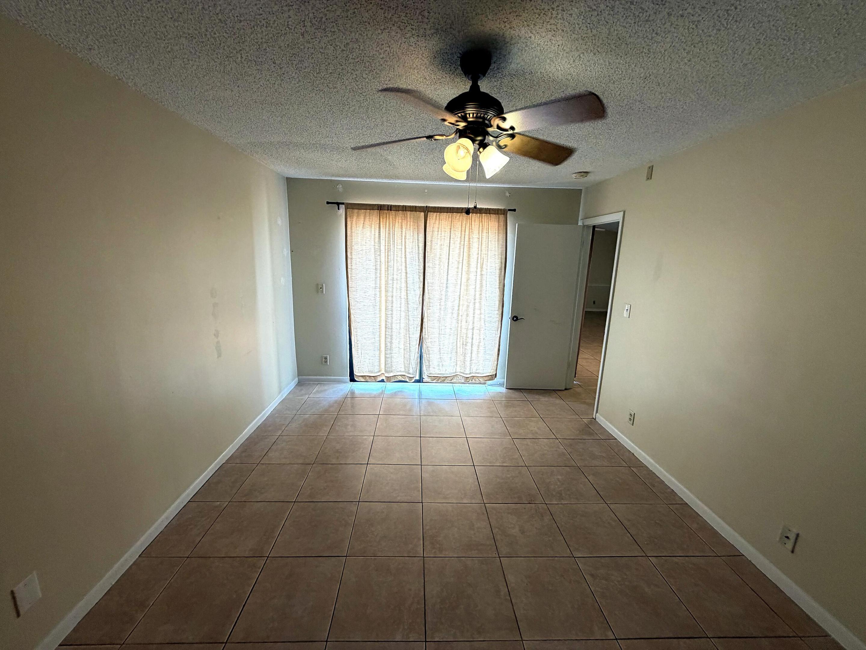 2400 SW 19th Avenue 128
