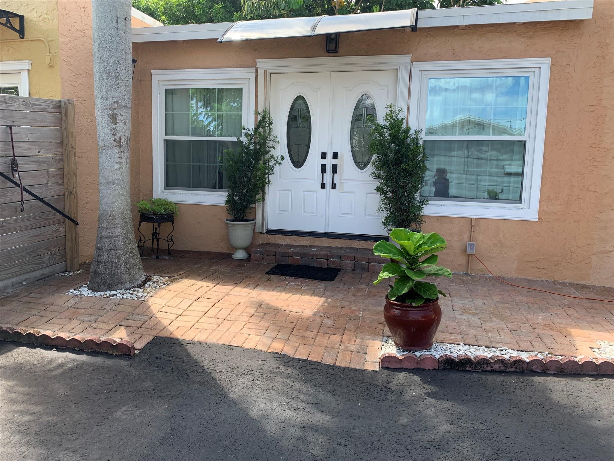 COLLEGE PARK - Residential