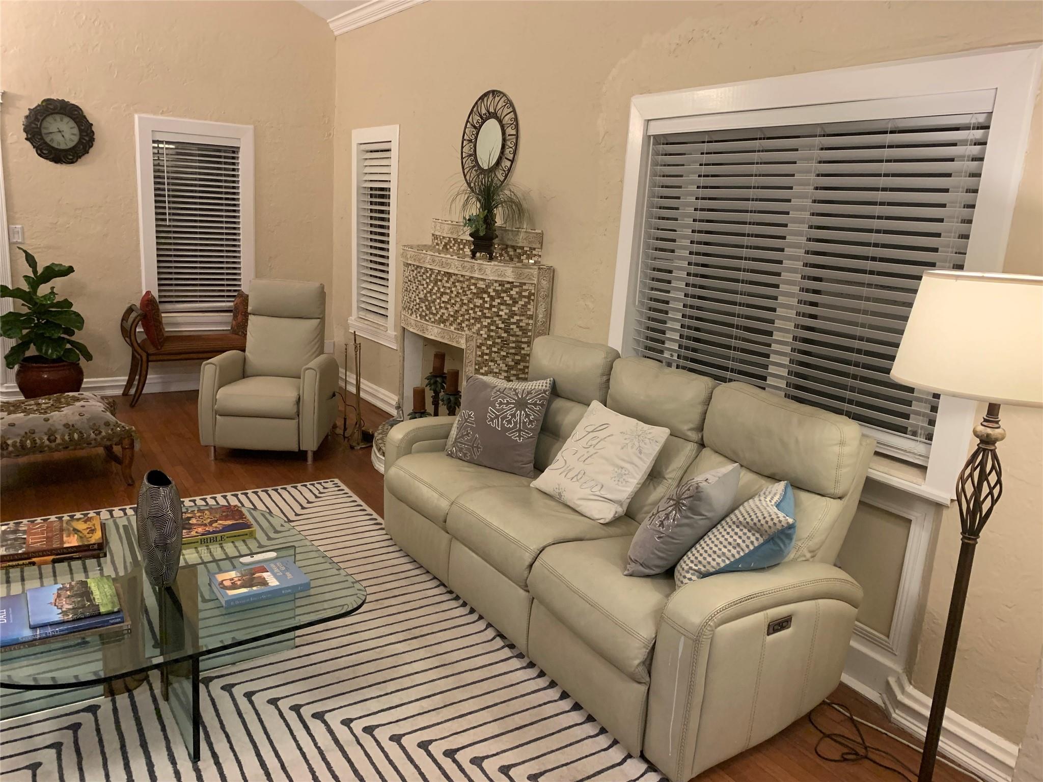 COLLEGE PARK - Residential
