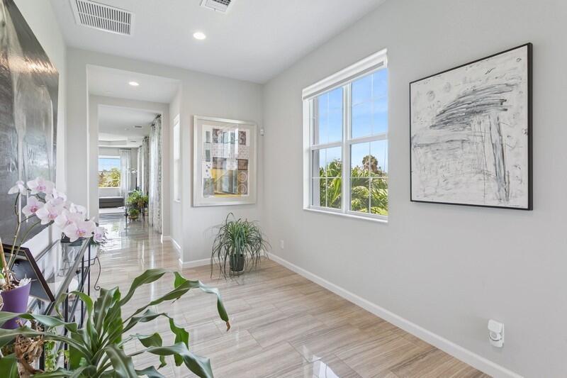 242 Tresana Boulevard 70