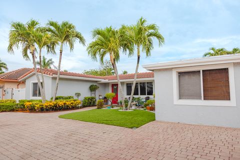 Tiny photo for 801 SE 5th Terrace, Pompano Beach, FL 33060 (MLS # B26036513)