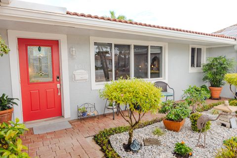 Tiny photo for 801 SE 5th Terrace, Pompano Beach, FL 33060 (MLS # B26036513)