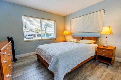 Tiny photo for 801 SE 5th Terrace, Pompano Beach, FL 33060 (MLS # B26036513)