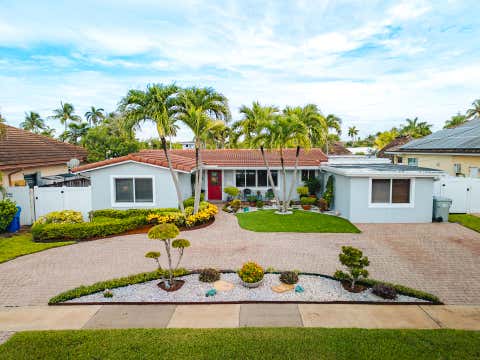 Tiny photo for 801 SE 5th Terrace, Pompano Beach, FL 33060 (MLS # B26036513)