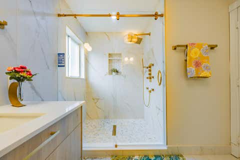Tiny photo for 801 SE 5th Terrace, Pompano Beach, FL 33060 (MLS # B26036513)