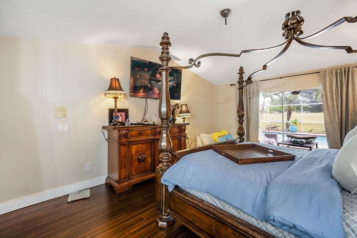 GREENVIEW SHORES 2 OF WEL - Residential