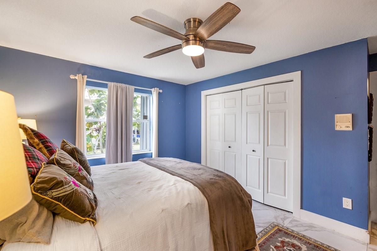 GREENVIEW SHORES 2 OF WEL - Residential