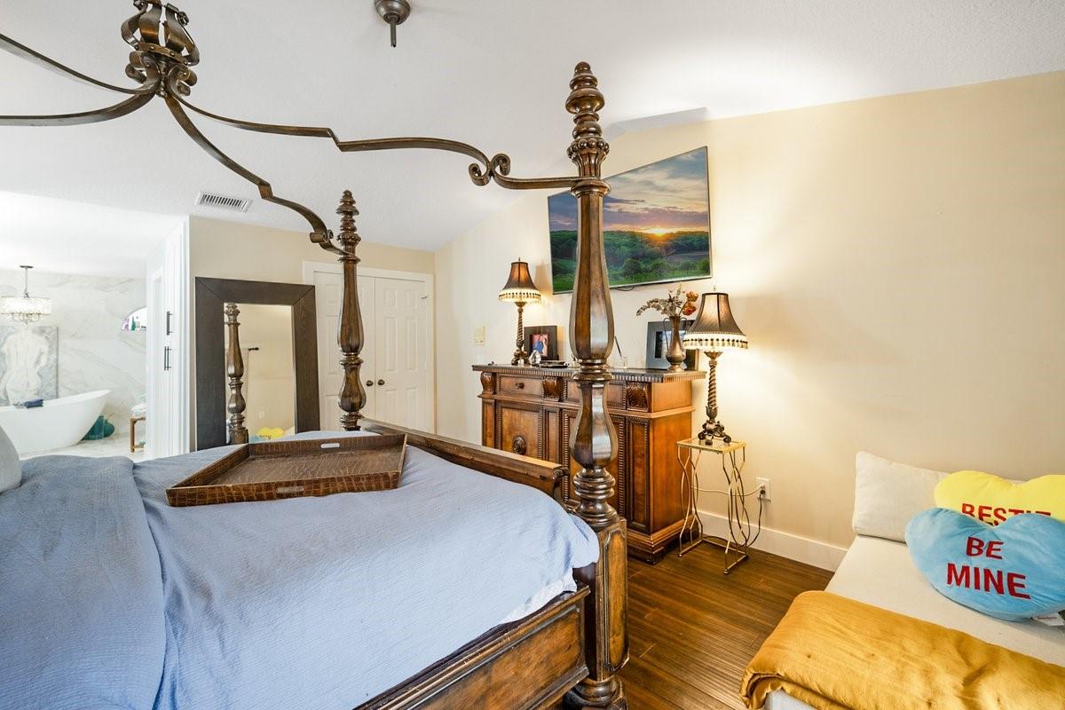 GREENVIEW SHORES 2 OF WEL - Residential