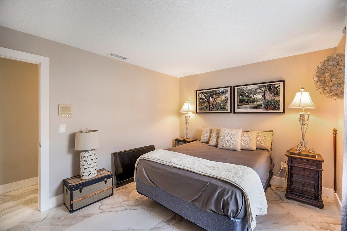 GREENVIEW SHORES 2 OF WEL - Residential