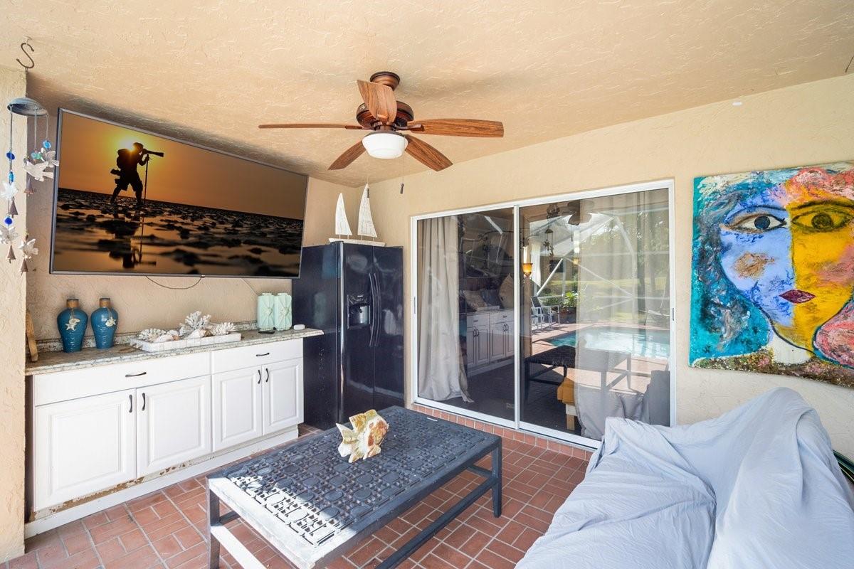 GREENVIEW SHORES 2 OF WEL - Residential