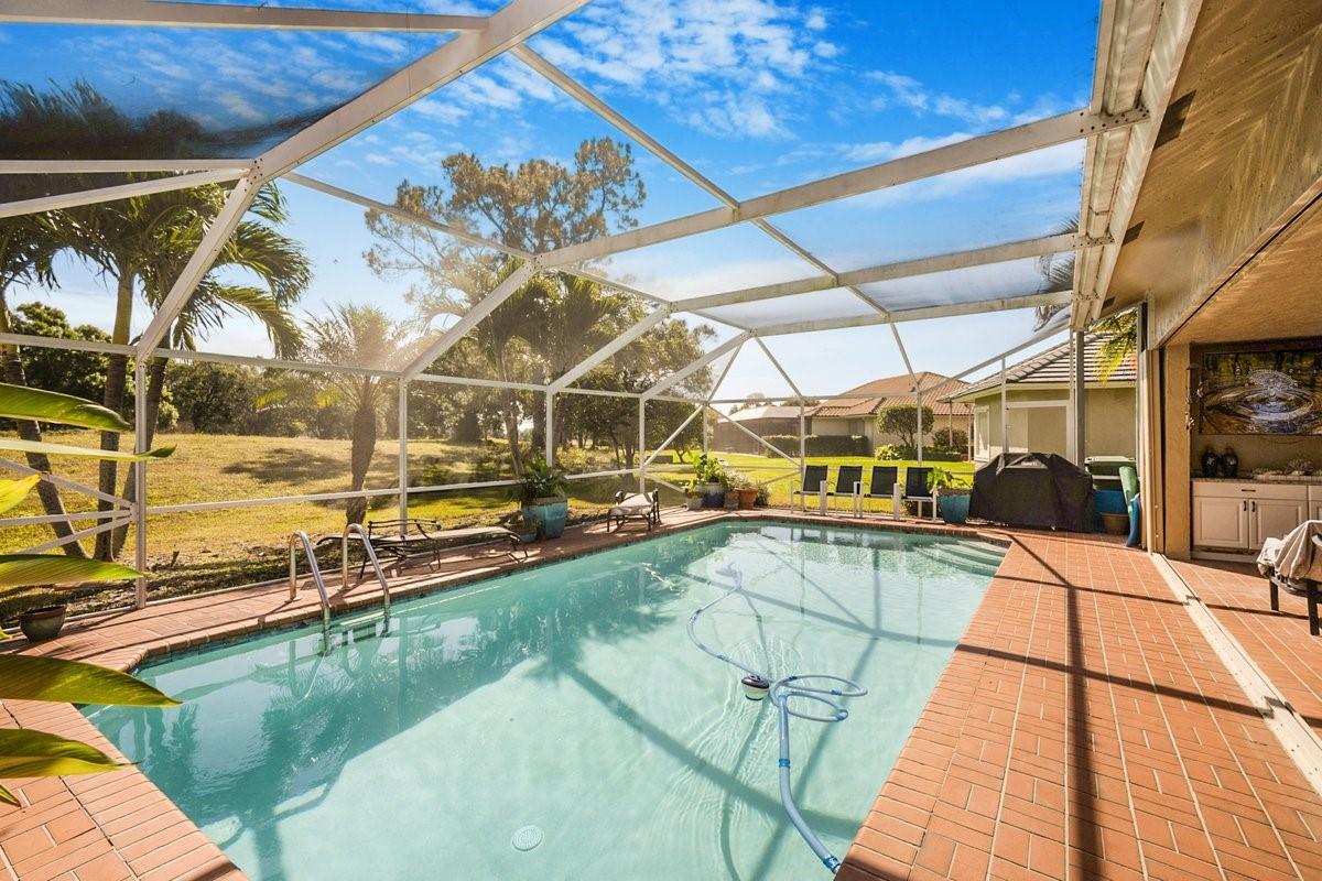 GREENVIEW SHORES 2 OF WEL - Residential