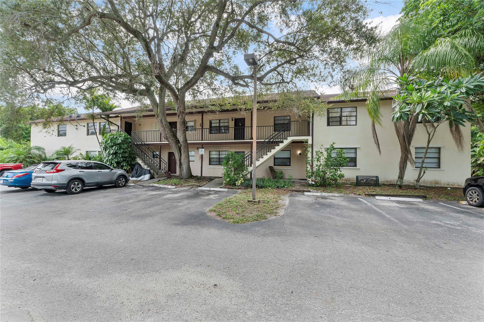 FOUNTAINVIEW CONDO - Residential
