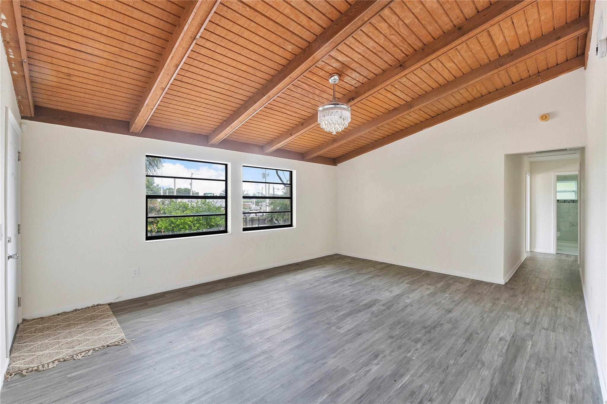 3303 Kirk Road 5