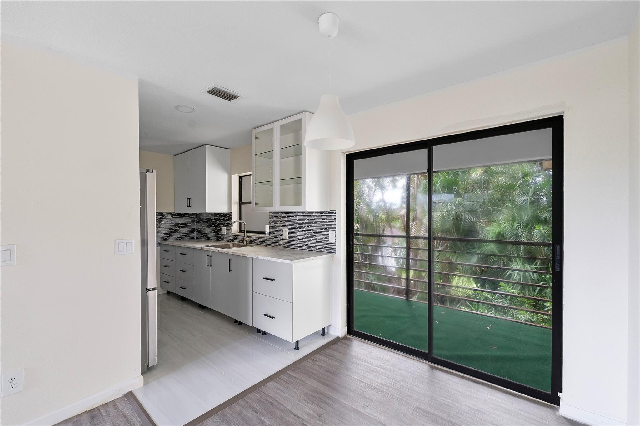 3303 Kirk Road 5