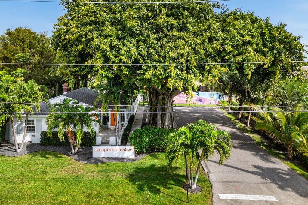 Photo of 103 NE 4th Street, Delray Beach, FL (MLS # R11070432)
