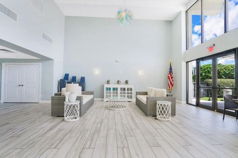 A home in Palm Beach Shores