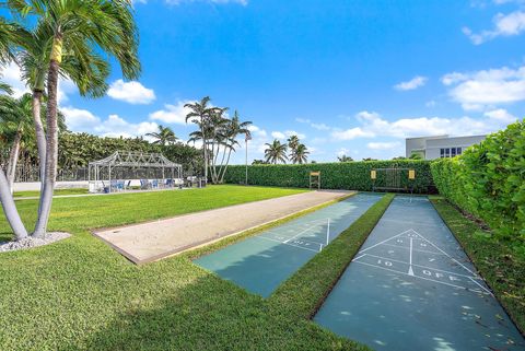 A home in Palm Beach Shores