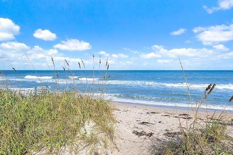 A home in Palm Beach Shores