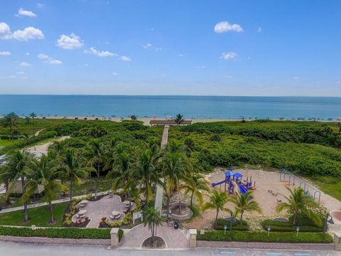 A home in Palm Beach Shores