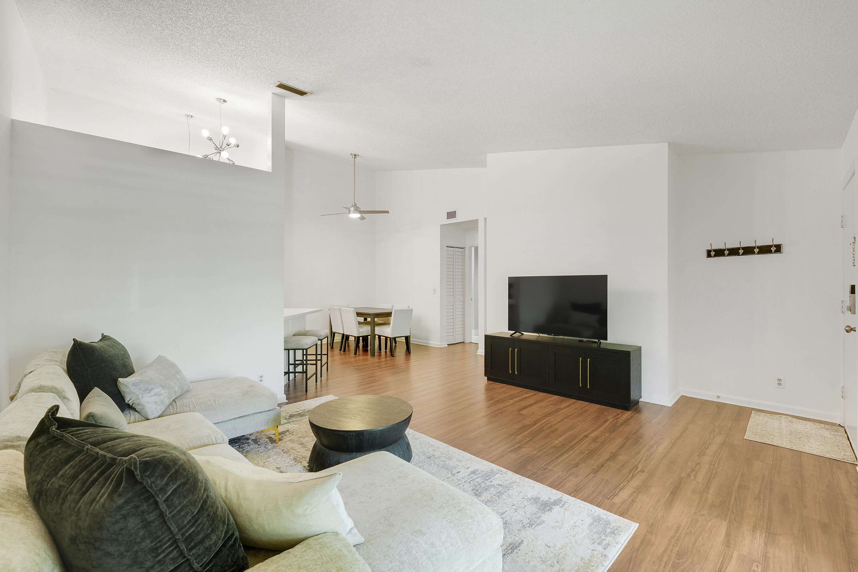 Chasewood Condo North - Residential