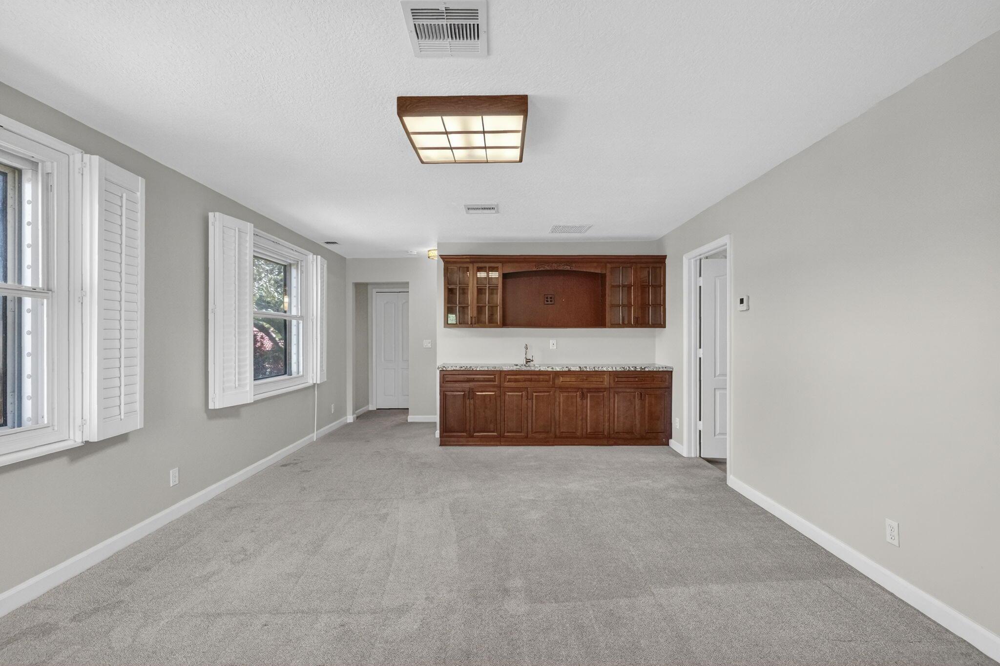 ABERDEEN 24 - Residential