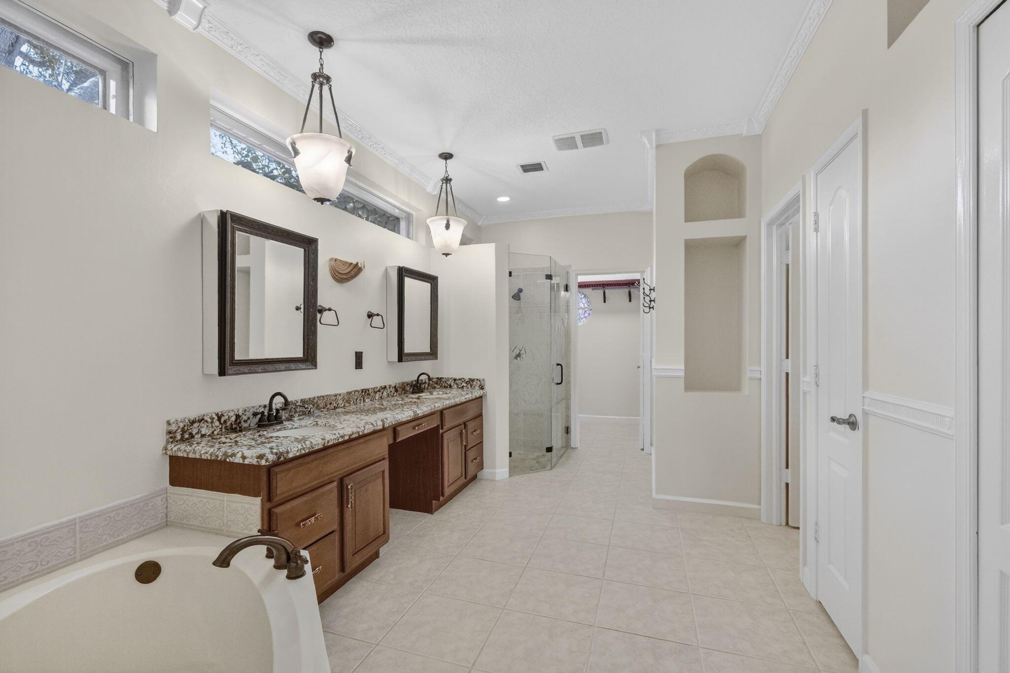 ABERDEEN 24 - Residential