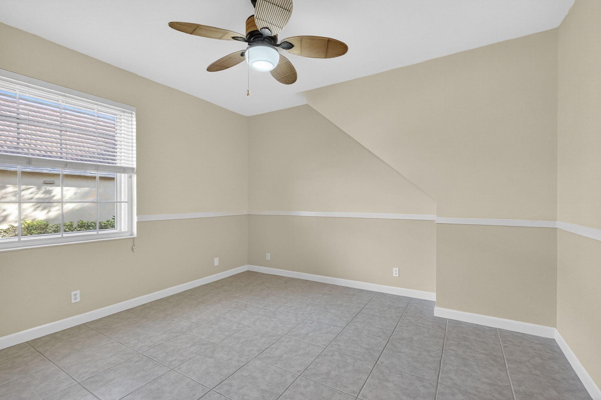 ABERDEEN 24 - Residential