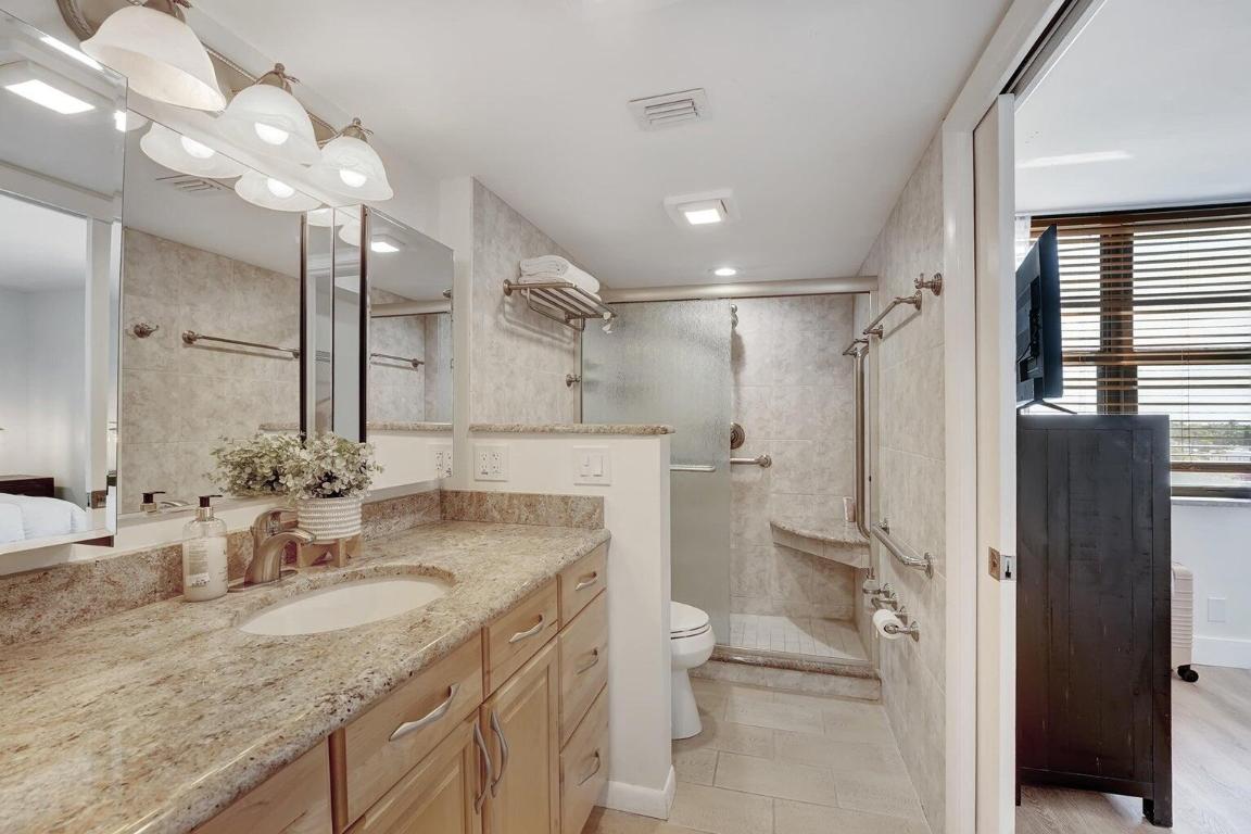 LAVERS DELRAY RACQUET CLUB CONDO - Residential Lease