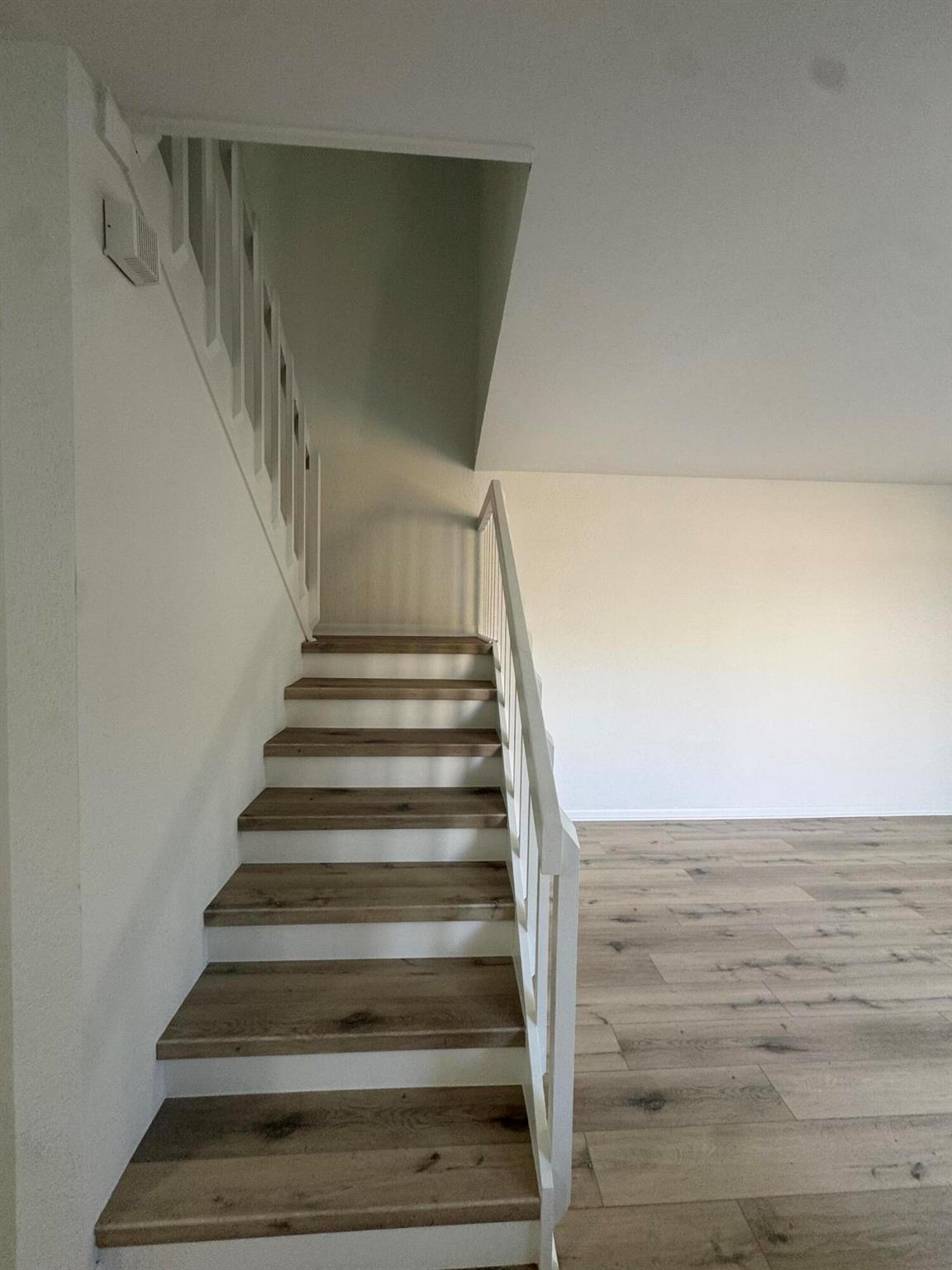 LAKEWOOD OF PALM SPRINGS - Residential Lease