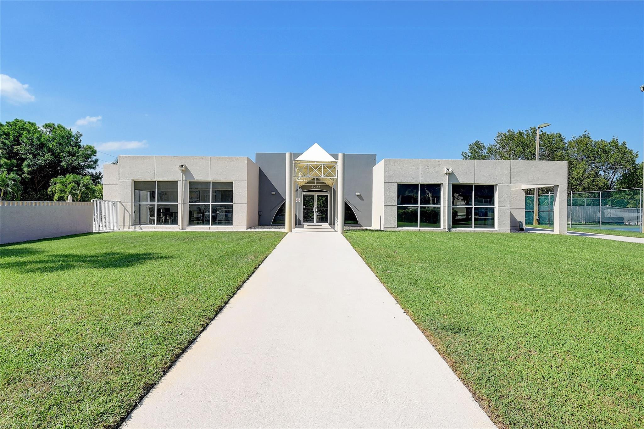 MORNINGSTAR AT DELRAY - Residential