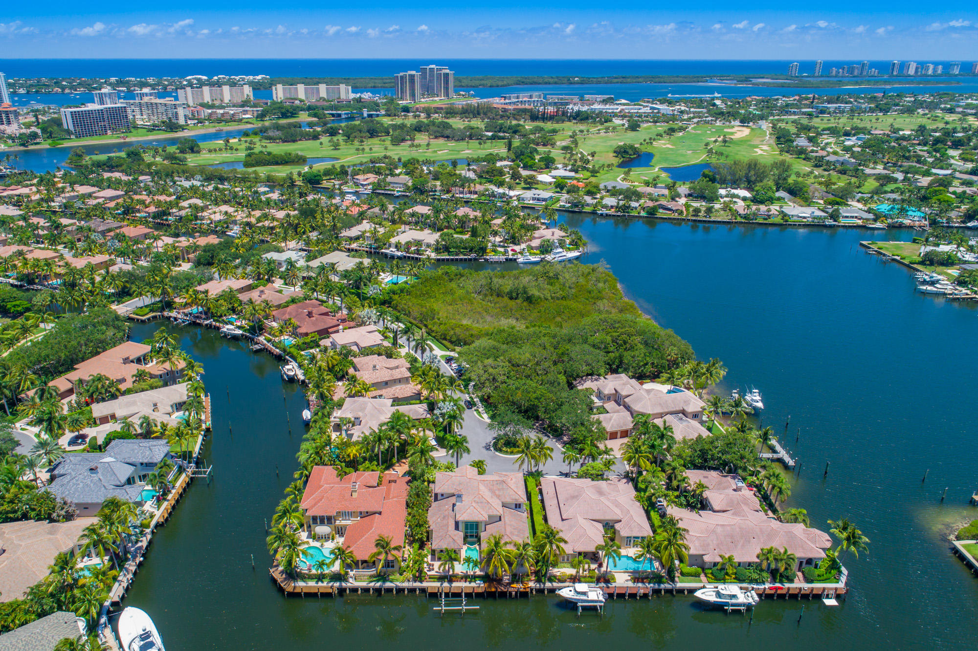 HARBOUR ISLES - Residential