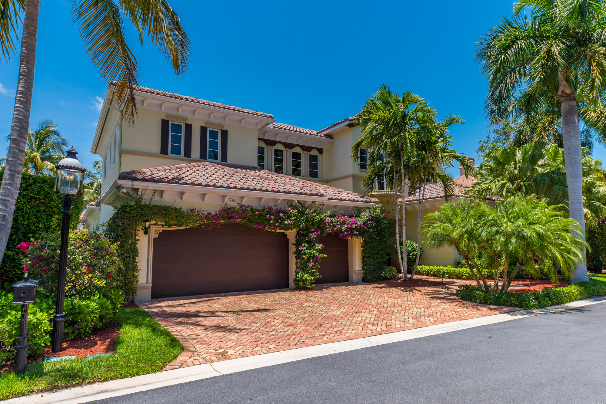 HARBOUR ISLES - Residential