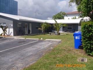 Photo of 1531 SE 23rd Ave, Pompano Beach, FL 33062 (MLS # F10300449)
