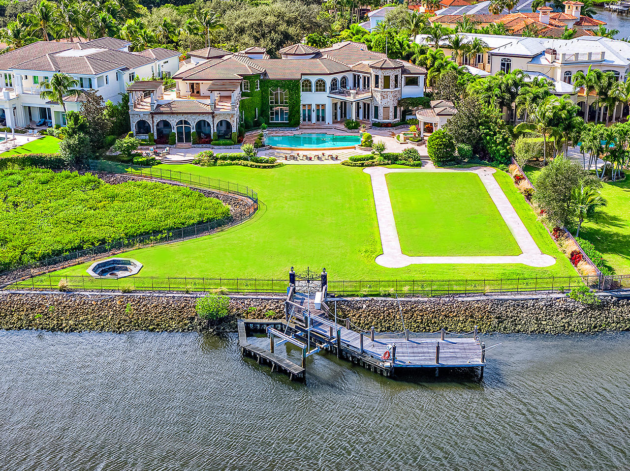 Admirals Cove - Residential